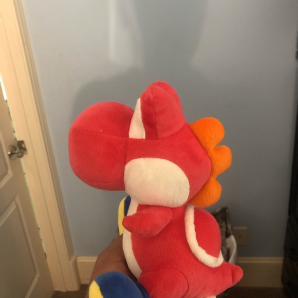 Red yoshi - Picture 2 of 4